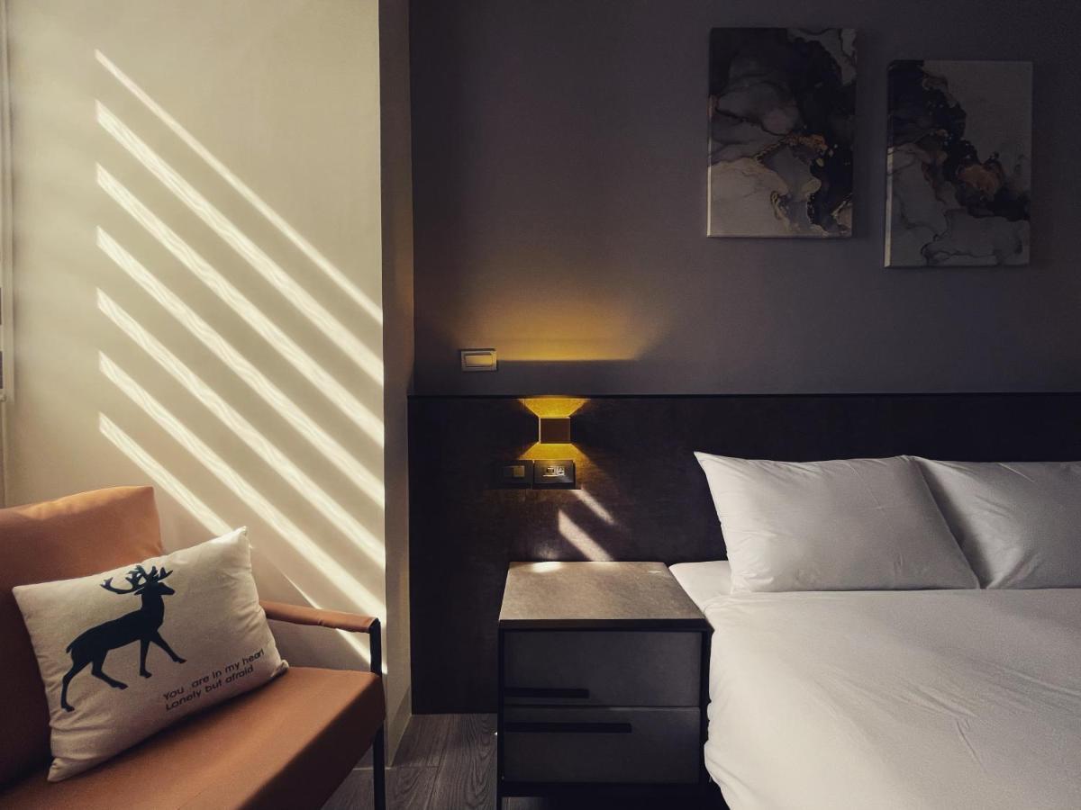 Six Seasons Inn - Qian He Ταϊνάν Εξωτερικό φωτογραφία