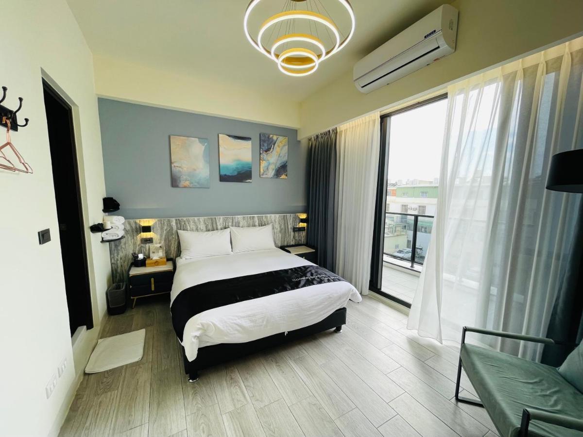 Six Seasons Inn - Qian He Ταϊνάν Εξωτερικό φωτογραφία